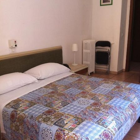 Hotel Gambara Milan Exterior photo